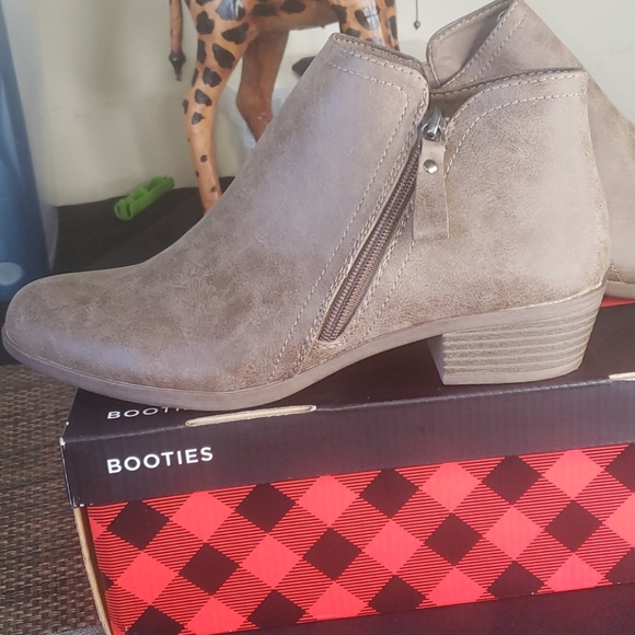 Booties - Picture 2 of 4